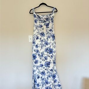 Gorgeous Club L London brand new blue and white floral maxi dress Size 8